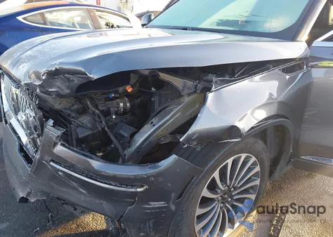 2022 Lincoln Aviator Reserve z USA, uszkodzony, nr VIN 5LM5J7WC2NGL16990